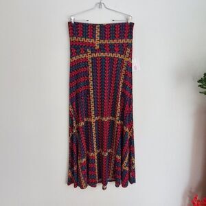 NWT Lularoe Maxi skirt in size Medium